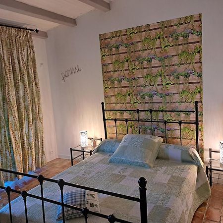 Bed and Breakfast Lou Pin Dou Papet Roquevaire Exteriér fotografie